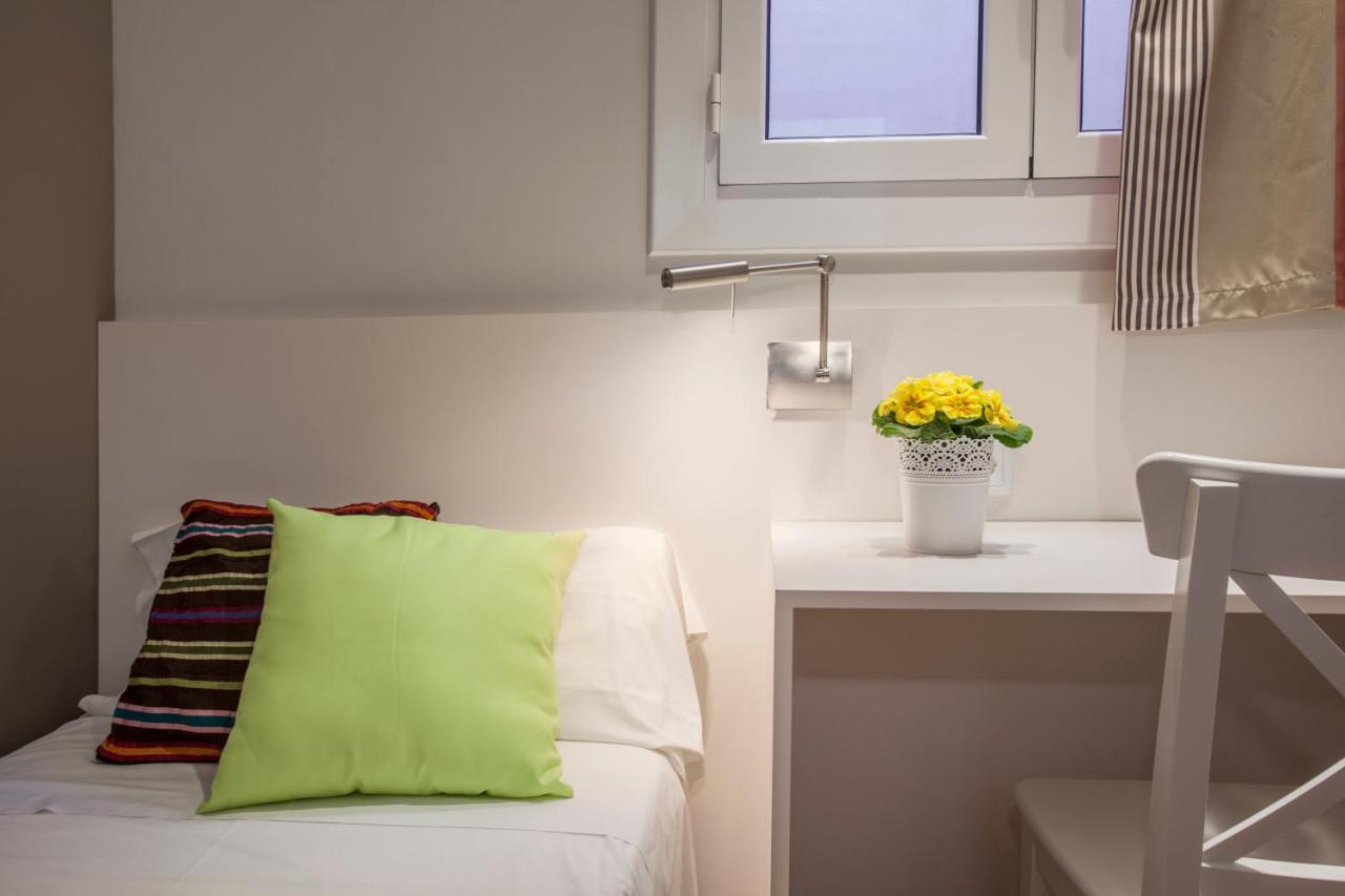 Bcngotic43 Apartment Barcelona Luaran gambar